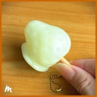 ピカッと！いちご飴