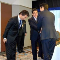 新「日本一の悪党」の座を争う参政党の強みは元自民党の神谷宗幣代表が自民党を真似て全国支部３００・党員８万人の政党に育てた組織力。国民民主党の強さは玉木雄一郎代表がバカになれる大衆性だ。決して侮れない。