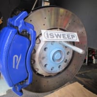 VW GOLF 8/R  ISEEP 2000ブレーキパッドへの交換。