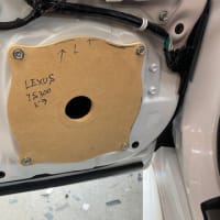 LEXUS IS300  ドアスピーカー交換