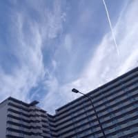 本日浪速区戎本町上空地震雲。