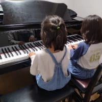 ピアノ連弾発表会