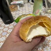 シャインマスカットシュークリーム