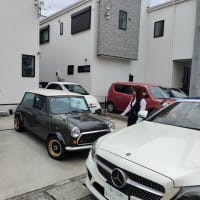 ＣＬＡＳＳＩＣ　ＭＩＮＩ　ＣＦＲＰドライカーボン　　⓶