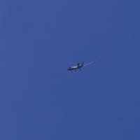本日、辺野古・大浦湾上空にF-35戦闘機3機が3回旋回し、車輪を出したまま飛んでいた！（20250613）