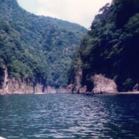 清流熊野川沿いを遡り入鹿温泉へ