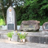 沖縄戦慰霊の日／本部町八重岳の「三中学徒之碑」と「本部壕・病院壕跡」