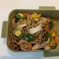 オム焼きそばのお弁当