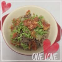 12/17☆ポテトバーグの生野菜添え☆