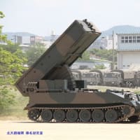 【防衛情報】GMARSグローバルロケットシステムとCUT無人砲塔戦車コンセプトモデル,AMPV装甲車新型砲塔型