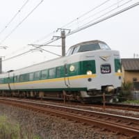 岡山の列車（やくも色特急やくも）