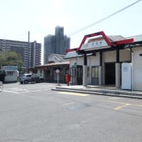 最古のJR跨線橋・半田駅（JR東海武豊線）