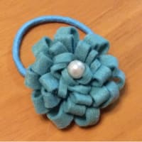 100円ショップのフェルトでヘアアクセサリー