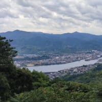 三角山