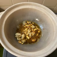【復活記念】鶏皮でピリ辛鍋を作る【背徳メシ】