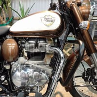 いよいよ納車！人気のCOLOR！これがROYAL ENFIELD CLASSIC350 HeritagePremium MedallionBronze！長い名前ですね（笑）