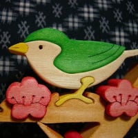 メジロの木細工