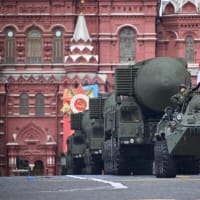 ゼレンスキー大統領「中国企業がロシアの兵器供給網に関与」