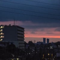6月21日(土) 雲の隙間から日の出がチラリ！