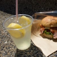 大人気キッチンカー　6月に出店者交代