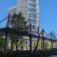 スーツ着て新宿へ