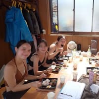 10月2日（日）愛南の海を、安田女子チームNAGIと海遊びゲストさんで楽しんできました。初ボートの子も居たけど、全く問題なし！！教えた人が良いのかなー？！