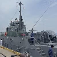 海上自衛隊、曳船 “ ＹＴ-１６”  函館港で一般公開．．．