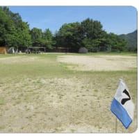 １　グラウンドゴルフ：19回目　　早くも試技用セット配置済み