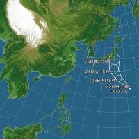 気になる台風のたまごの進路に…トカラ列島地震群発…トカラの法則…(-＿-)ｳｰﾑ
