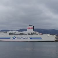 初寄港「リビエラ」