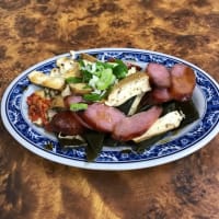 お昼は搾菜ロースー麺