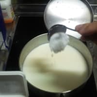 作ろう牛乳プリン！