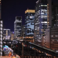 夜の東京駅と中央線快速