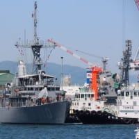 米海軍掃海艦 “ウォーリア”、函館港に入港．．．
