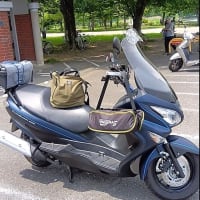 ハイバックチェアーでランチと昼寝 zzzzzz.......