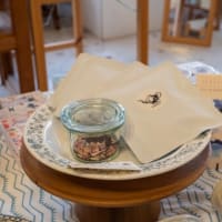 花菖蒲を見てシフォンケーキのお店へ