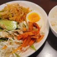 暑い夏は辛めの物が美味しく食べれる～～