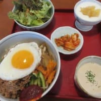 Cafe AT HOME（カフェアットホーム)、選べるスープ付きの、志和姫ポークと野菜いっぱいビビンバ、小食さんセット