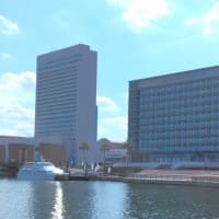 堺旧港から関西万博行の船