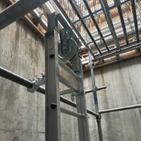 新築マンション エレベーター昇降路内 垂直リフト設置 スペースリフト3 UP623A
