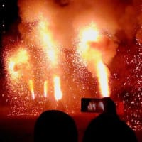 4/06 (静岡祭り）駿府城　手筒花火　＆　満開の桜