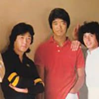 裏声キツすぎ(笑)🐱　＃シャア🎸