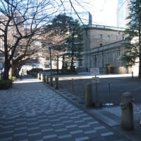 ２月の日本橋：室町ちばぎん三井ビルディング前から日本銀行本店本館前へ　ＰＡＲＴ２