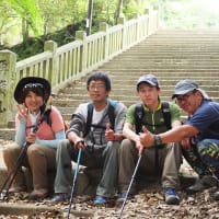 ２０１３．６．９（日）　再度山へ・・・・