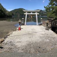 和多都美神社鳥居　海に向かって絶景