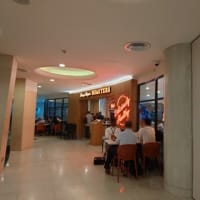 The RuMa Hotel斜め前の新ビルにレストラン