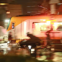 雨の夜に