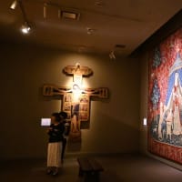 イコンとタペストリー、若しくは「我が唯一つの望みに」　～大塚国際美術館・陶板名画の旅　⑩