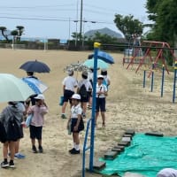 ６月８日(土)　今月の土曜授業は、海岸清掃と大雨対応避難訓練でした！