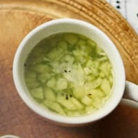 今日の縄跳び（100×３＝300回）＆サンドイッチとホットキウイ　〜♪